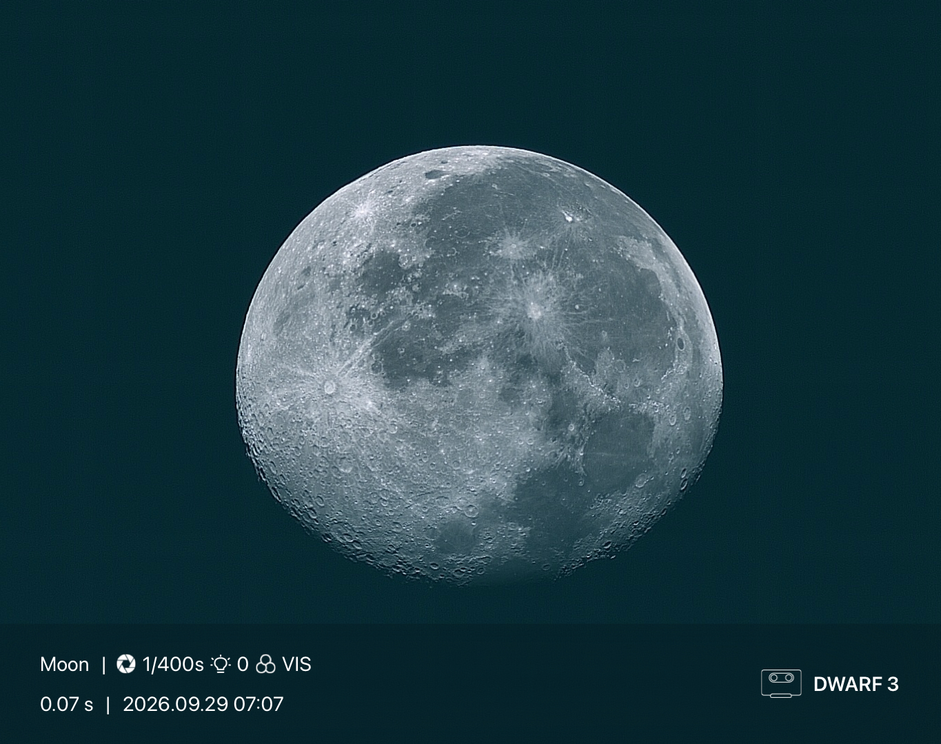 Moon 90%